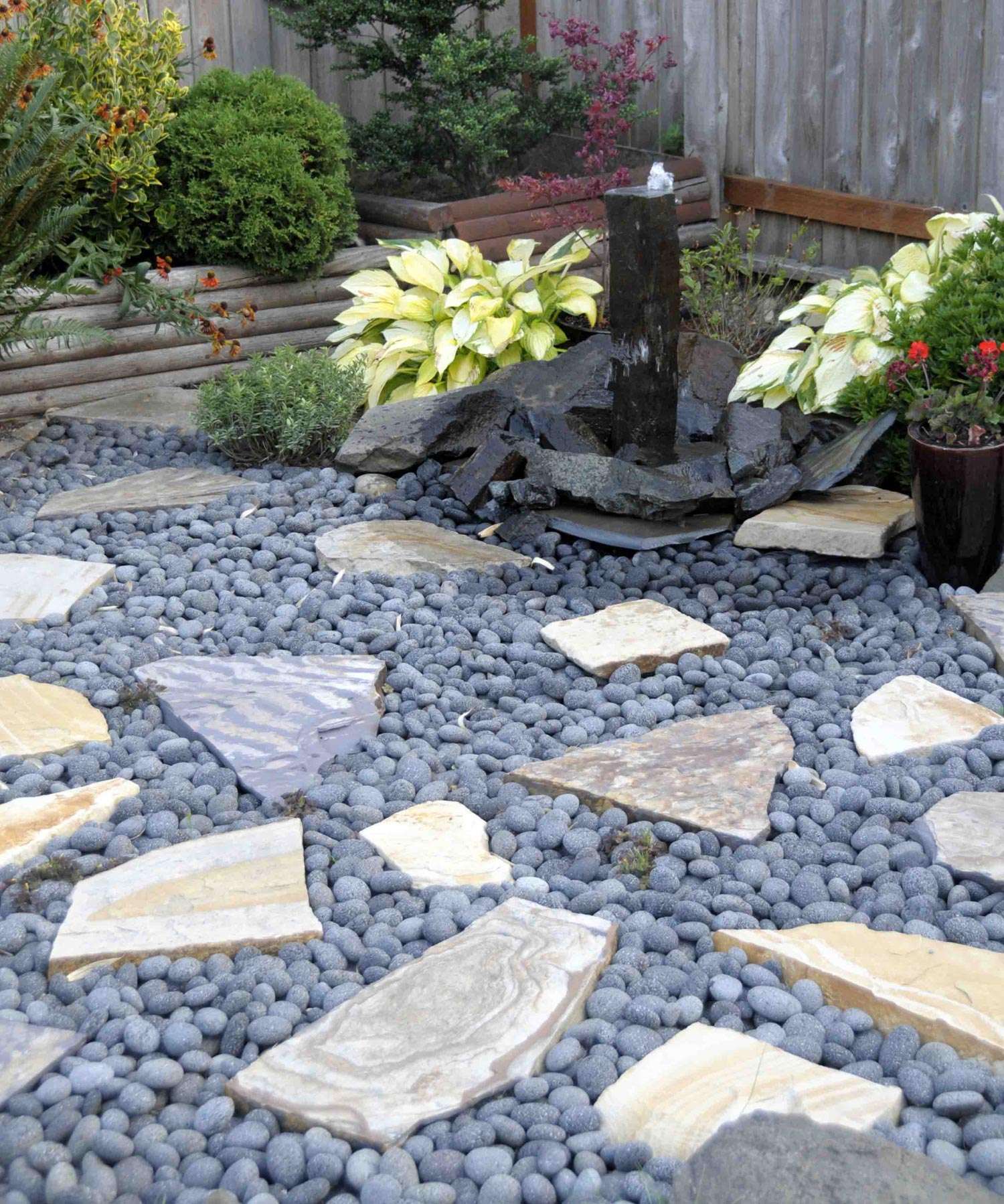 Black Lava Beach Pebbles 2-4" 3 Black Lava Beach Pebble 2-4"