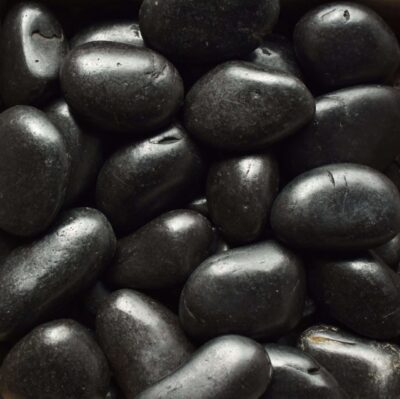 Polished Pebbles 3 Polished Black Pebbles 1½" - 2½"