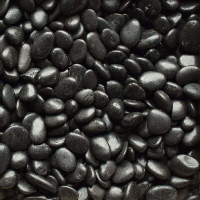 Polished Pebbles 2 Polished Black Pebbles ¾" - 1½"