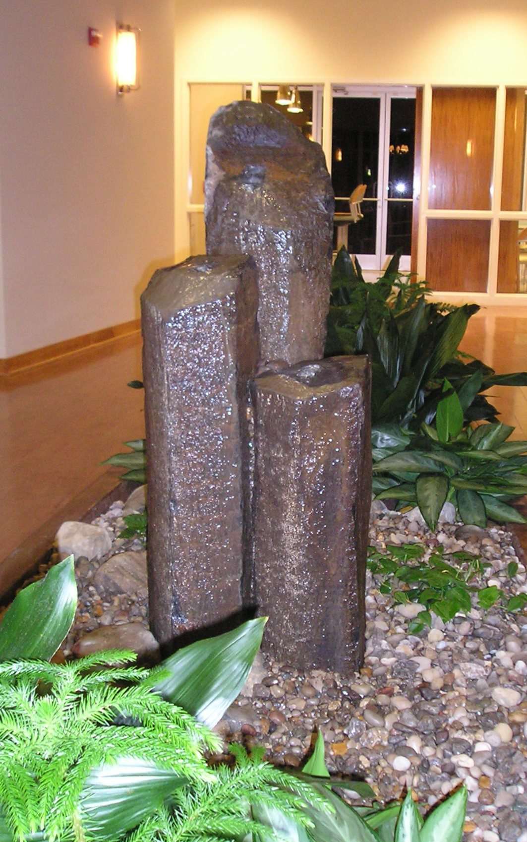 Red Bluff Basalt Fountain, ~15" Wide 6 Red Bluff Basalt Fountain, ~15" Wide